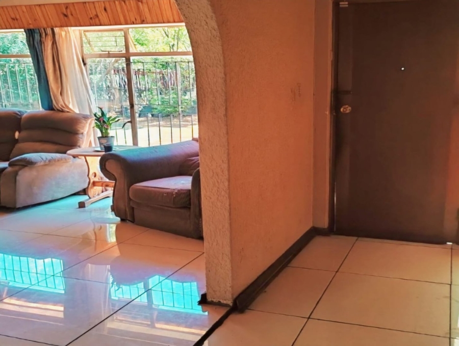 3 Bedroom Property for Sale in Pellissier Free State